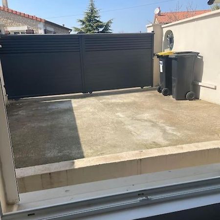 Charmant Appartement Avec Parking Privee Buxerolles 외부 사진