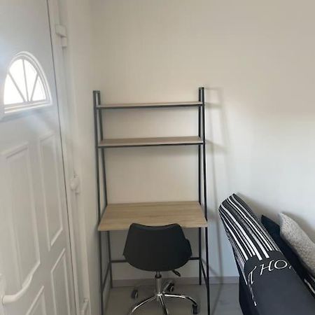 Charmant Appartement Avec Parking Privee Buxerolles 외부 사진